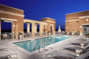 Fantastic 2 BR Condo At Pentagon CIty